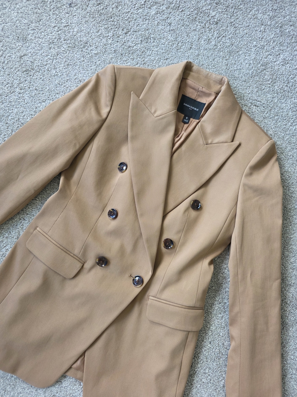 Banana Republic Double-Breasted Camel Blazer - Picture 2 of 3